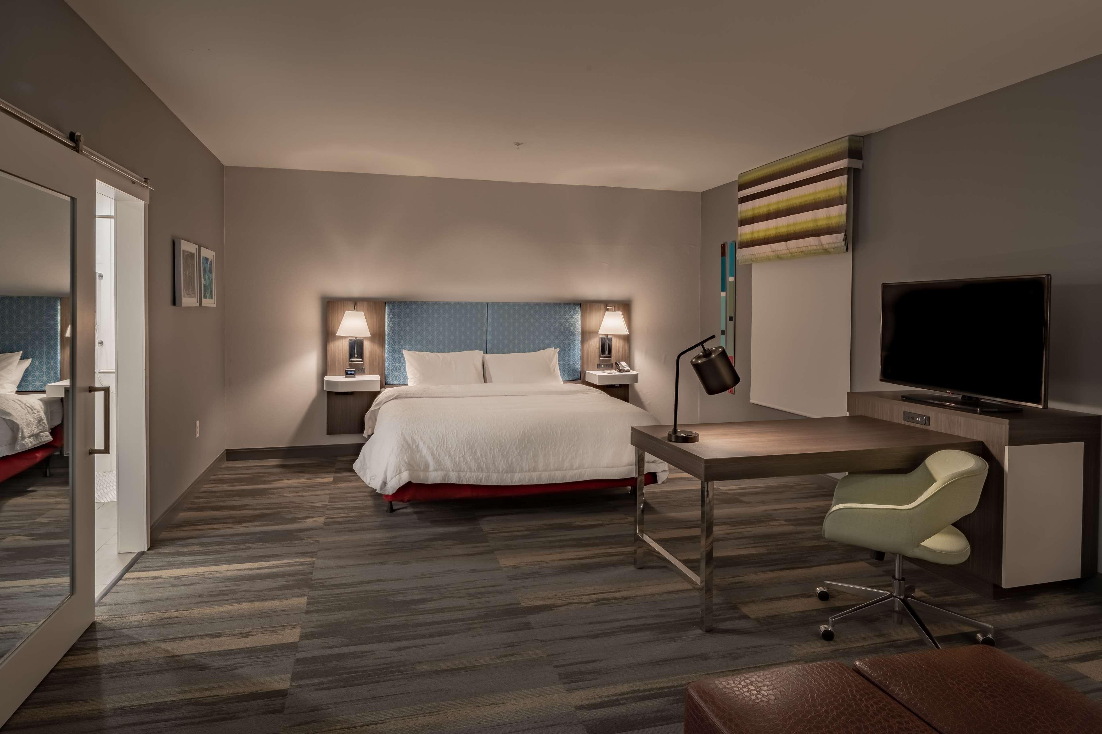 Hampton Inn & Suites Dallas/Plano Central Zewnętrze zdjęcie