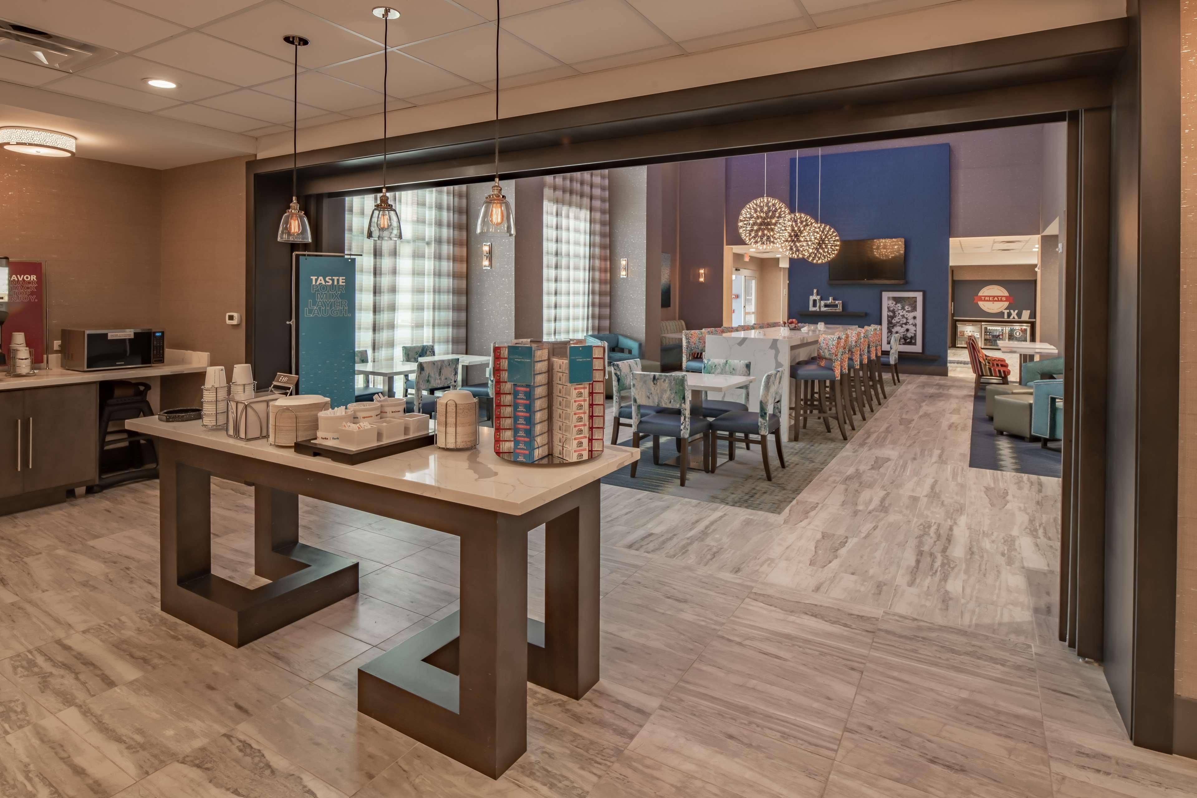 Hampton Inn & Suites Dallas/Plano Central Zewnętrze zdjęcie
